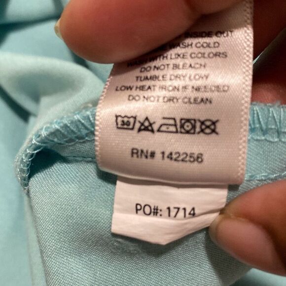 Figs scrubs top Rafaela size small - Picture 6 of 6